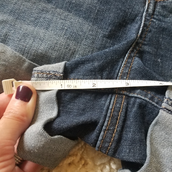 BLUE SPICE jean shorts - Picture 2 of 6